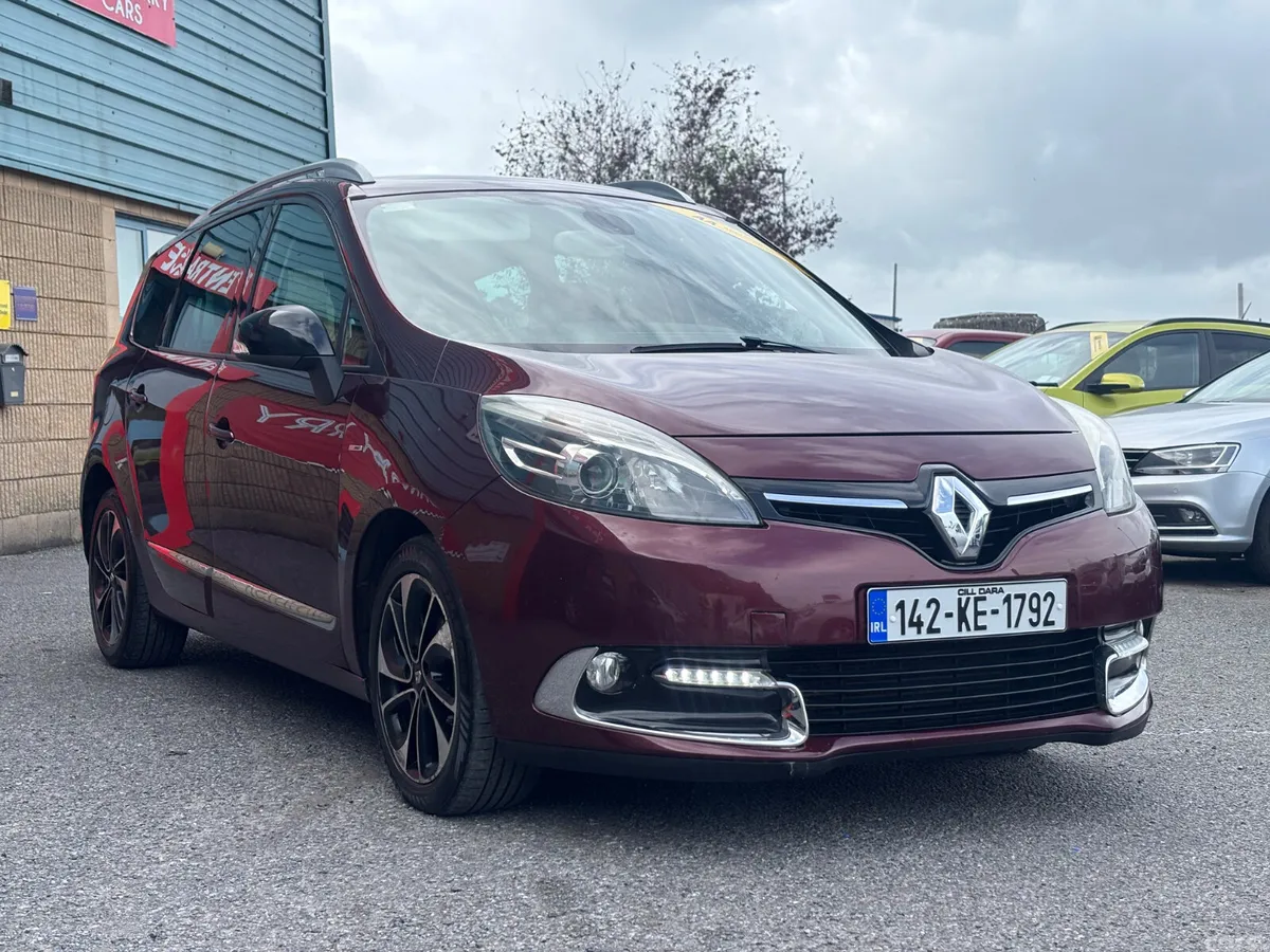 Renault Grand Scenic MPV, Diesel, 2014, Red