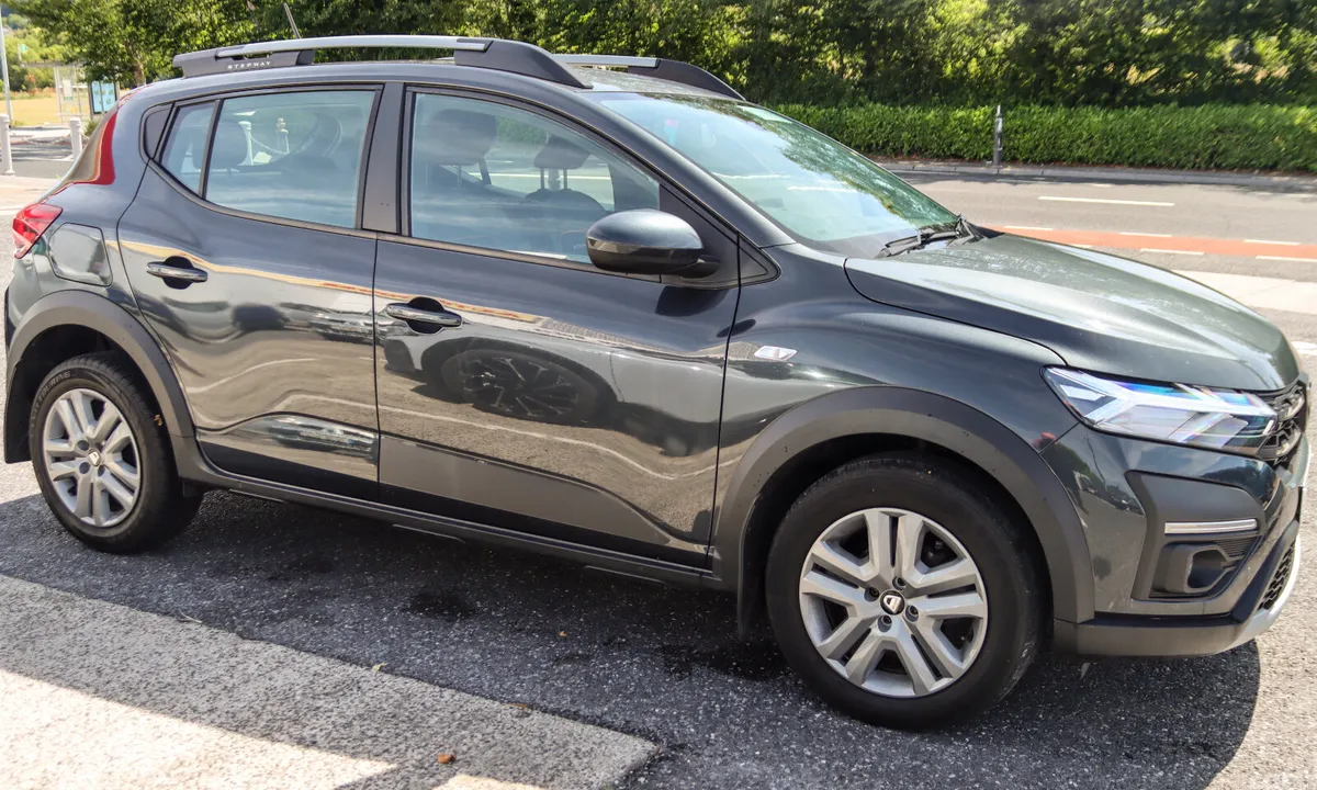 Dacia Sandero Stepway Hatchback, Petrol, 2022, Grey