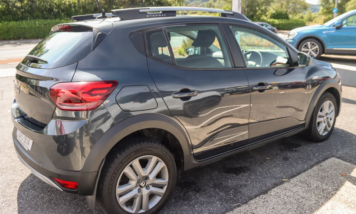 Dacia Sandero Stepway Hatchback, Petrol, 2022, Grey