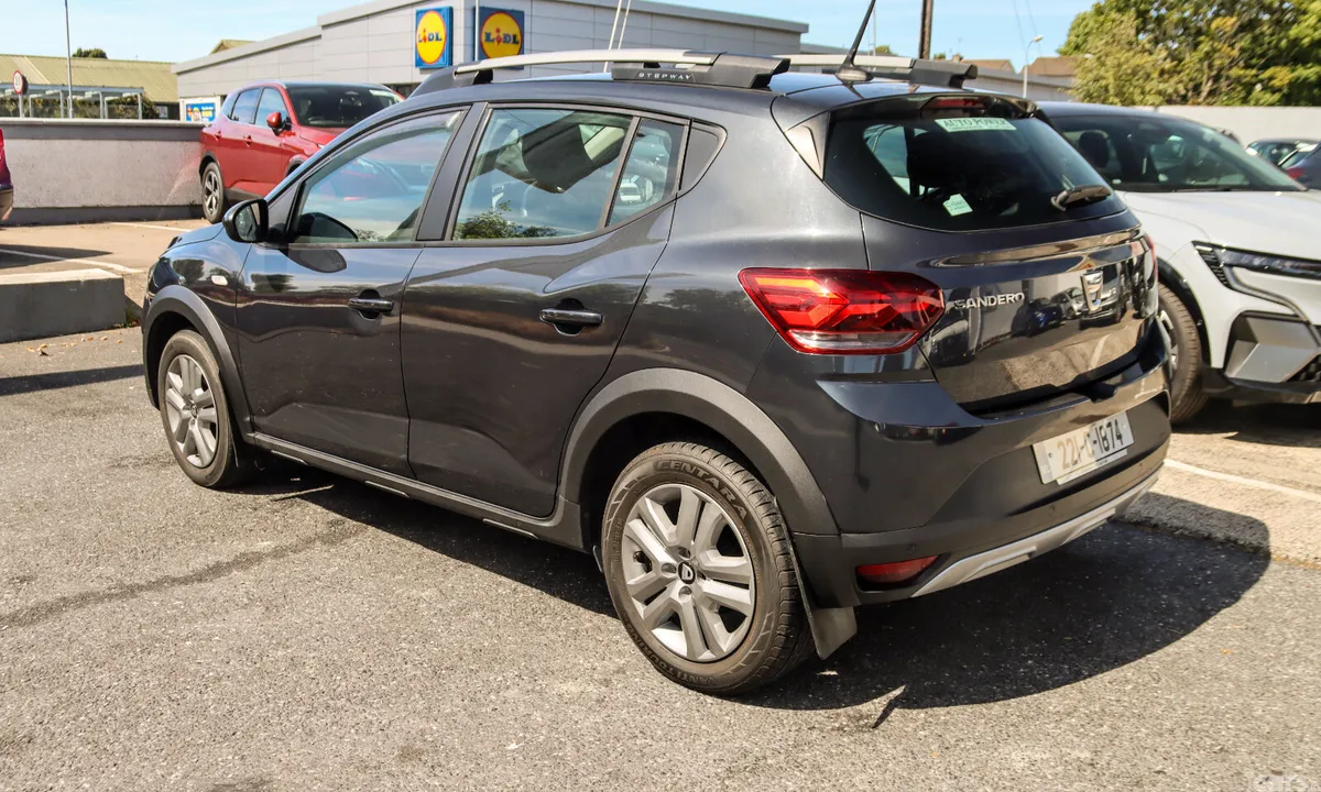 Dacia Sandero Stepway Hatchback, Petrol, 2022, Grey