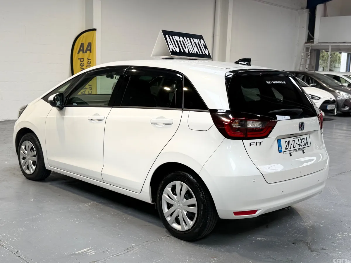 Honda Jazz Hatchback, Petrol Hybrid, 2021, White
