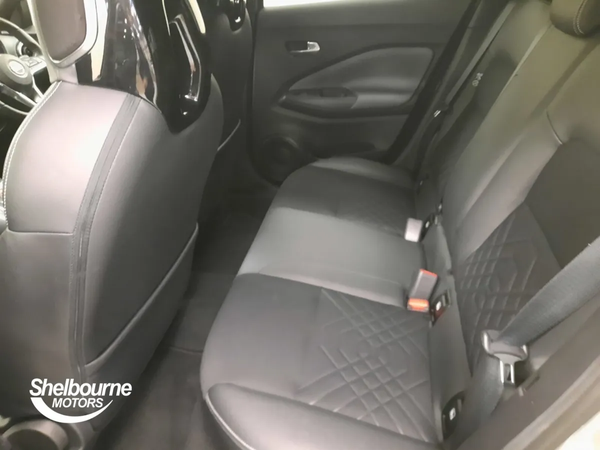 Nissan Juke Hatchback, Petrol, 2022, Silver