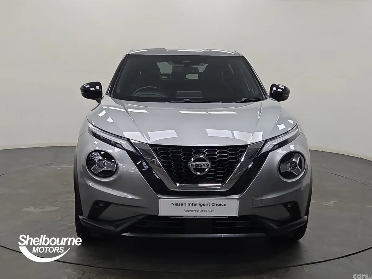 Nissan Juke Hatchback, Petrol, 2022, Silver