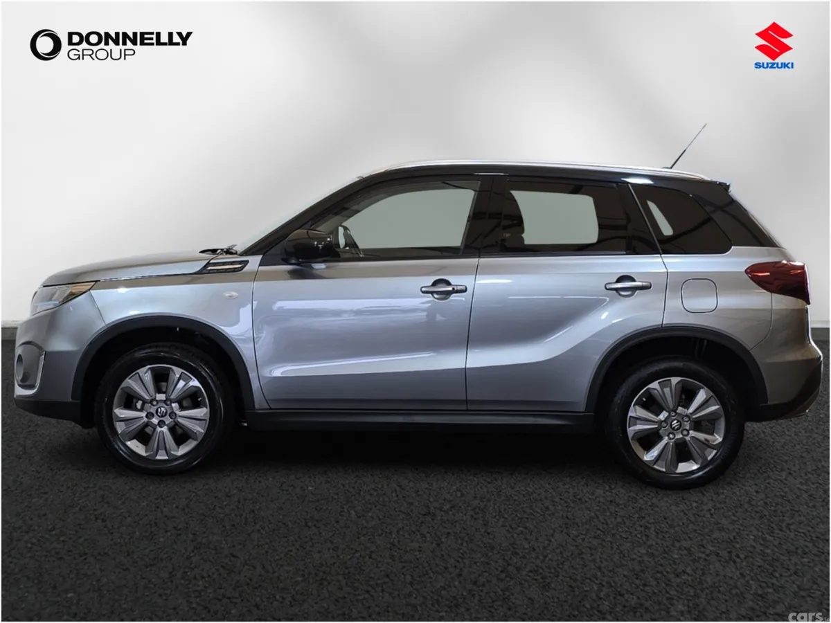 Suzuki Vitara Estate, Petrol Hybrid, 2023, Grey