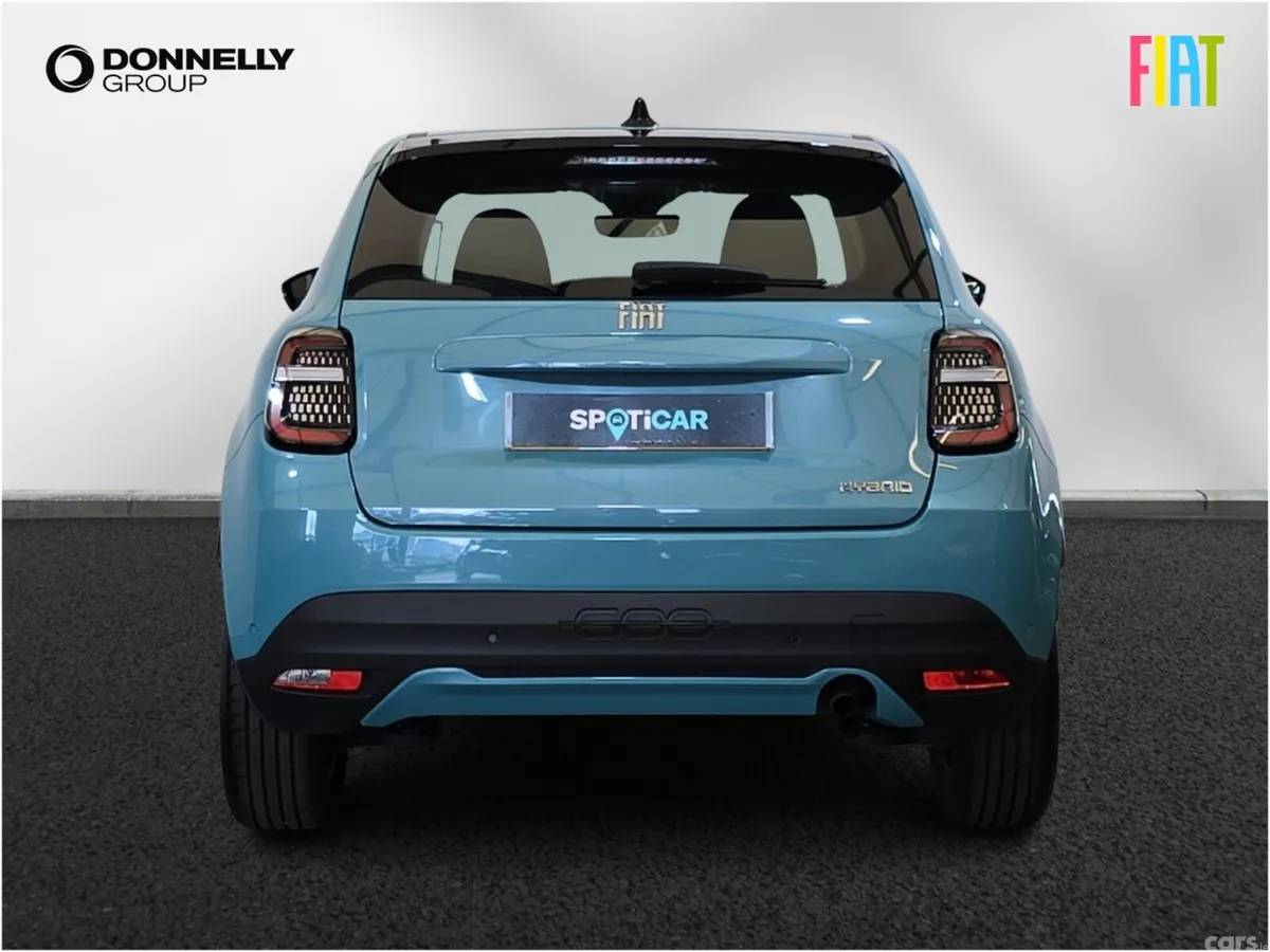 Fiat 600 Hatchback, Petrol, 2025, Blue