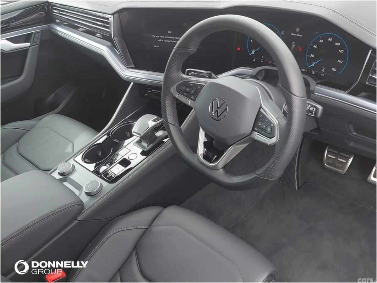 Volkswagen Touareg Estate, Diesel, 2026, Red