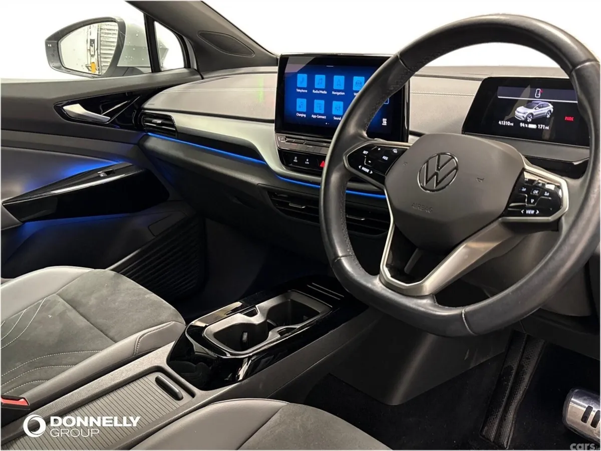 Volkswagen ID.4 Estate, Electric, 2023, White