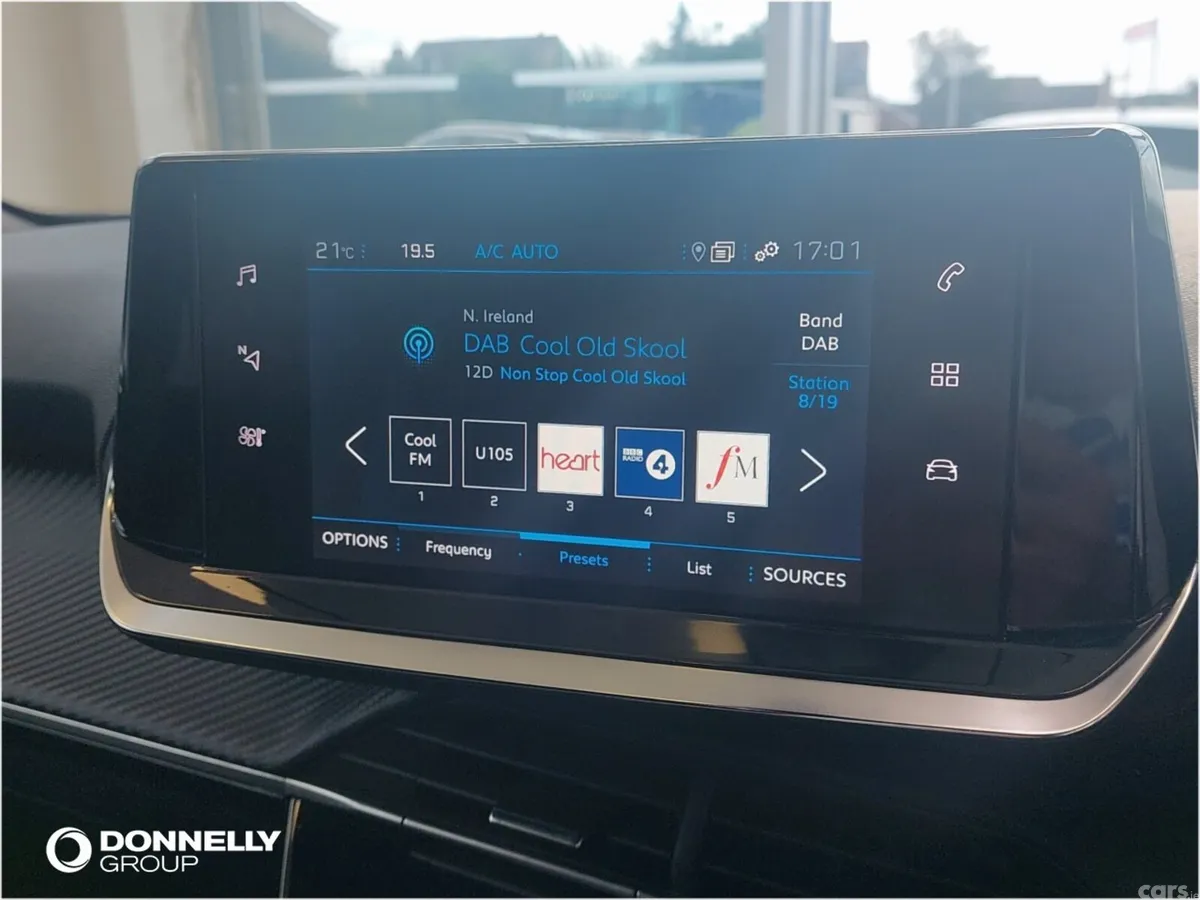 Peugeot 2008 Estate, Petrol, 2023, Grey