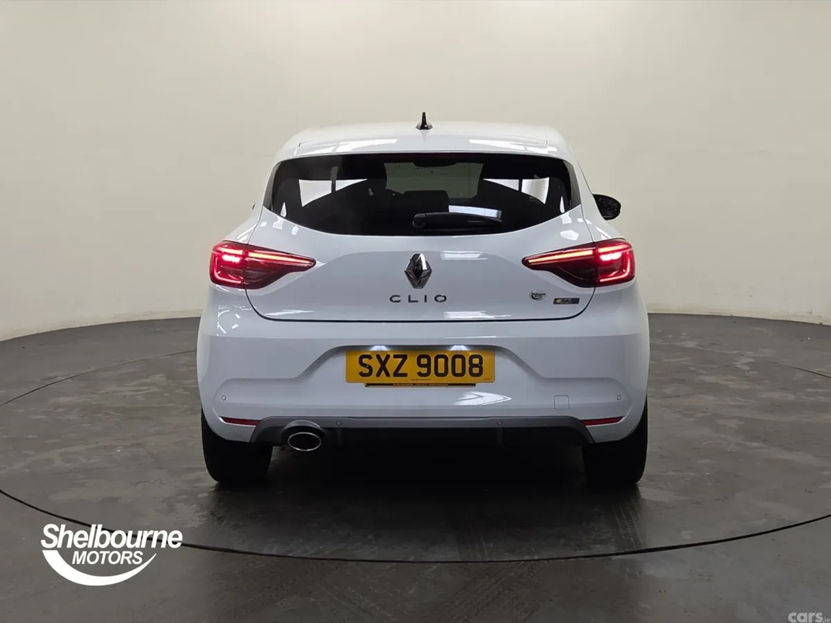 Renault Clio Hatchback, Petrol, 2023, White