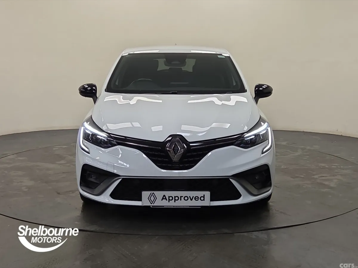 Renault Clio Hatchback, Petrol, 2023, White