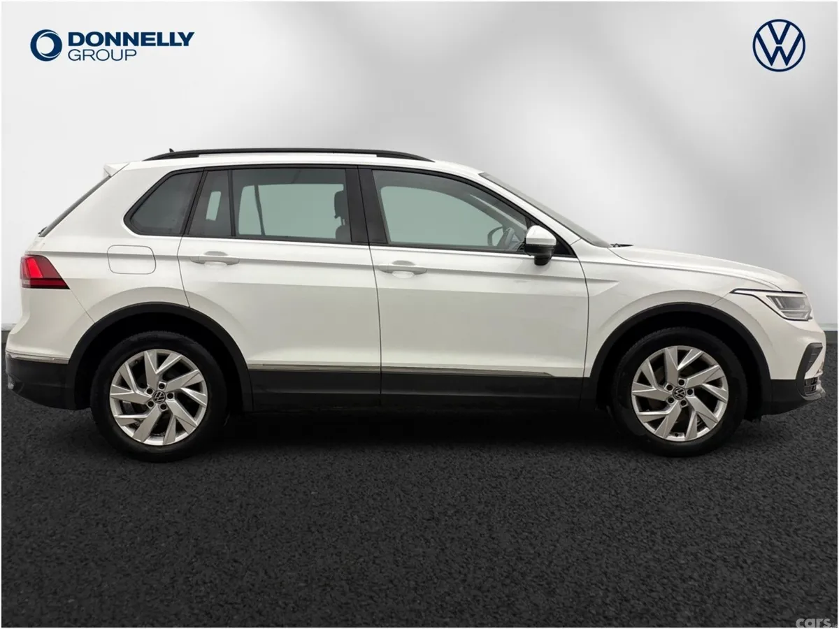 Volkswagen Tiguan Estate, Petrol, 2021, White