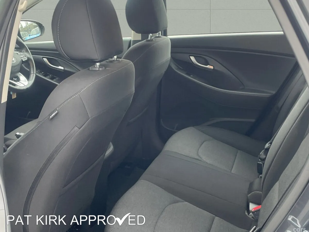Hyundai i30 Estate, Petrol, 2023, Grey