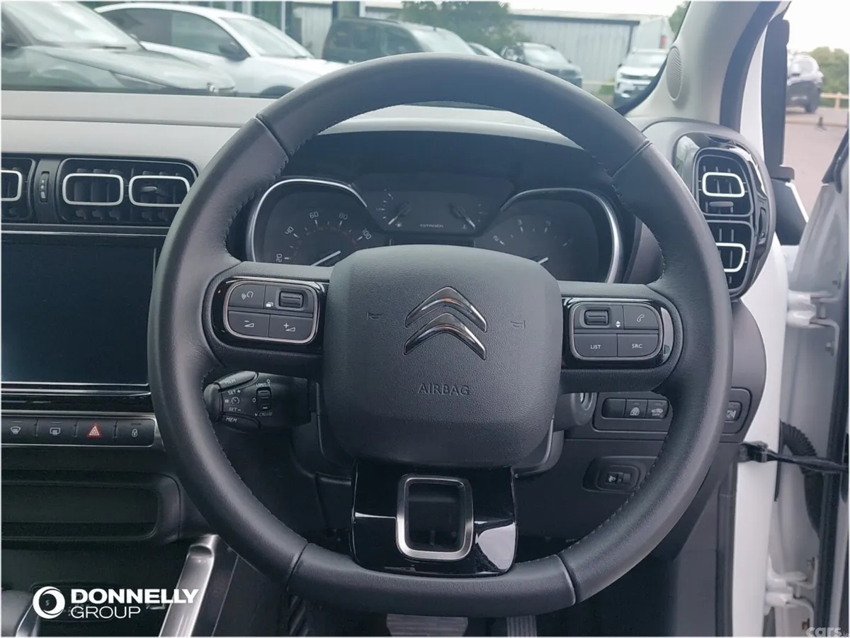Citroen C3 Aircross Hatchback, Petrol, 2023, White