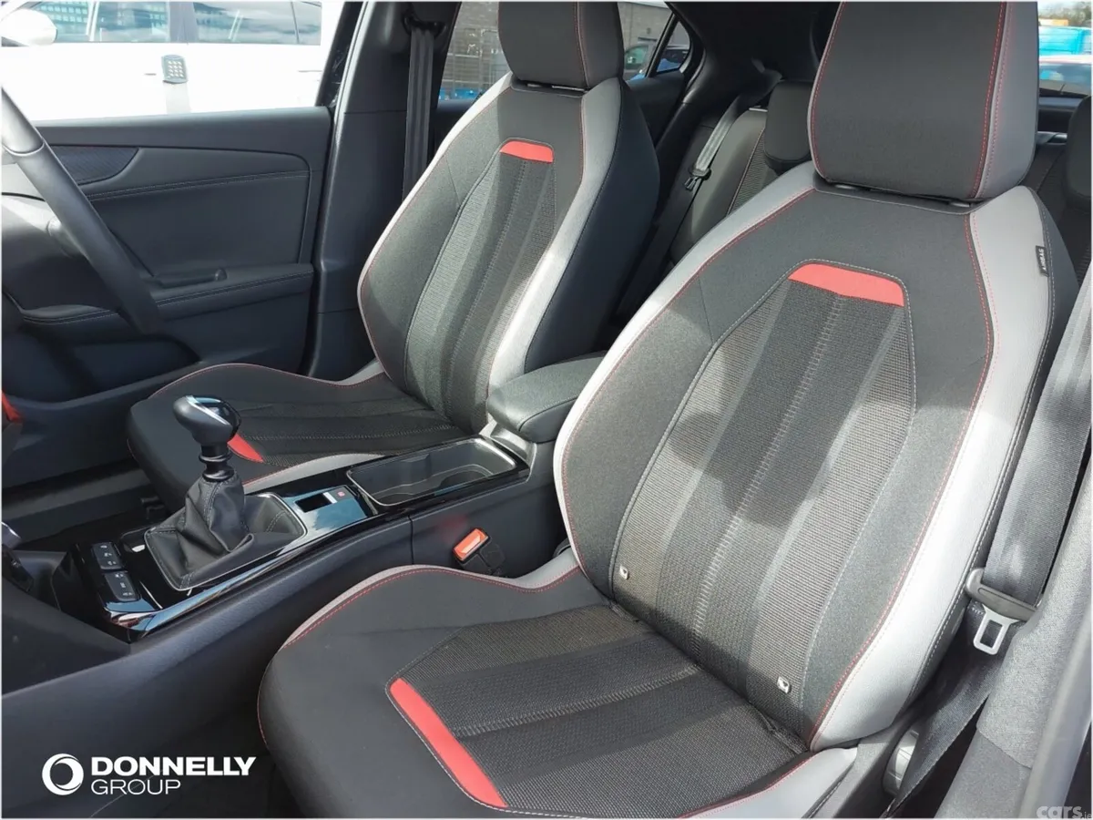 Vauxhall Mokka Hatchback, Petrol, 2022, Black