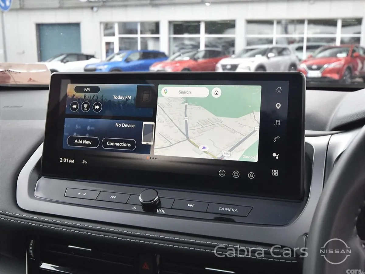 Nissan Qashqai MPV, Petrol Hybrid, 2025, Red