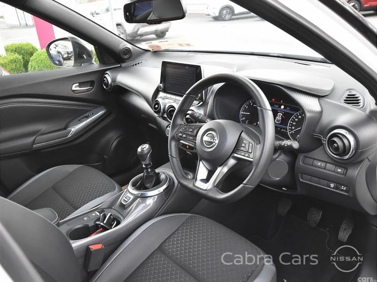 Nissan Juke SUV, Petrol, 2023, White