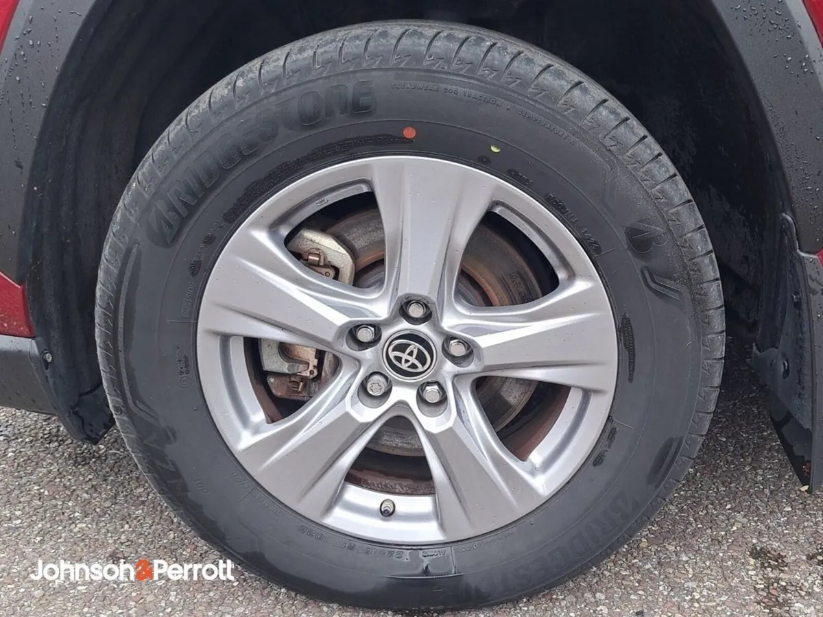 Toyota RAV4 SUV, Petrol Hybrid, 2025, Red