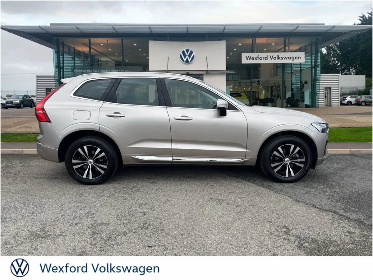 Volvo XC60 SUV, Petrol Plug-in Hybrid, 2024, Grey