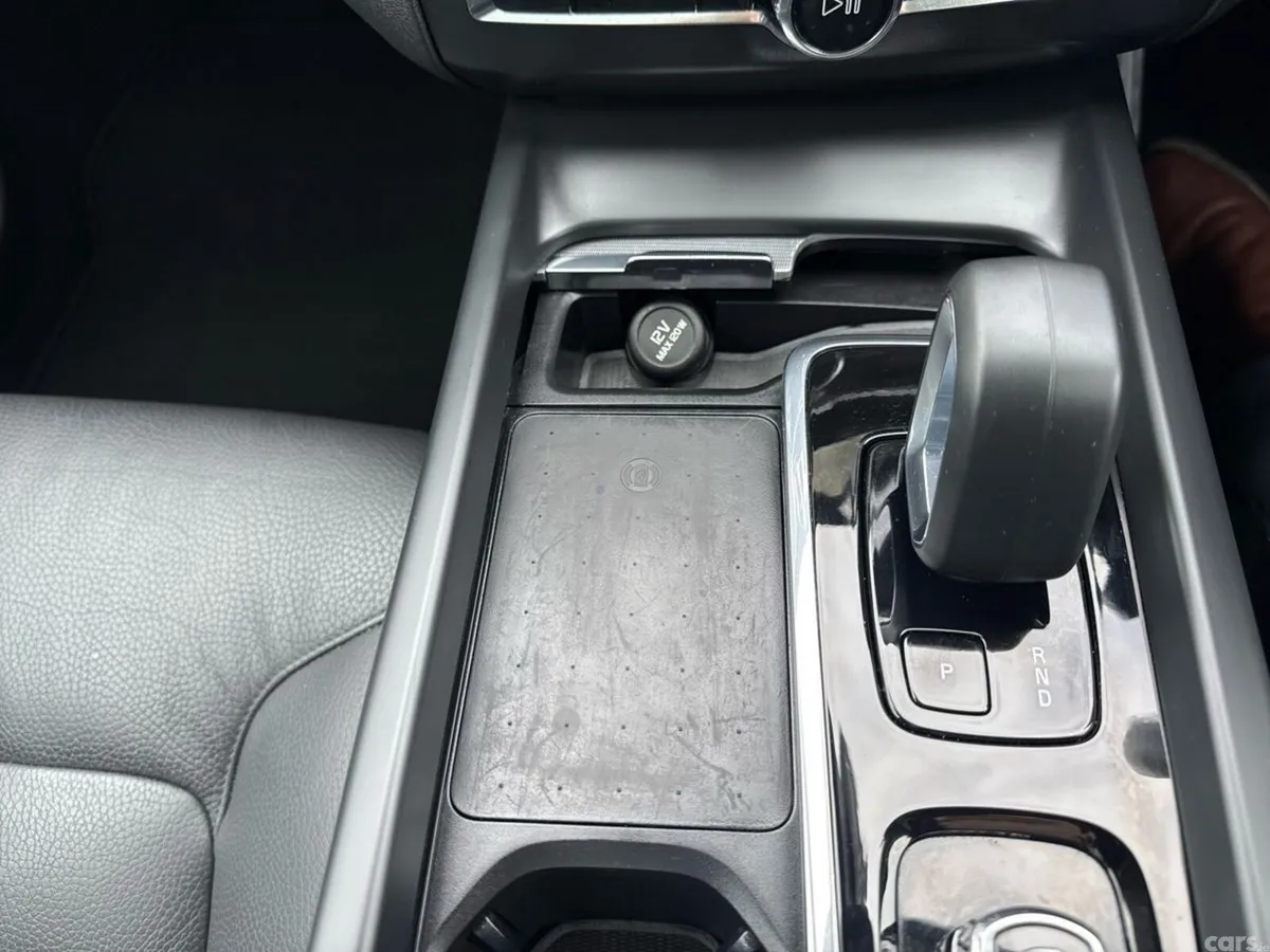 Volvo XC60 SUV, Petrol Plug-in Hybrid, 2024, Grey