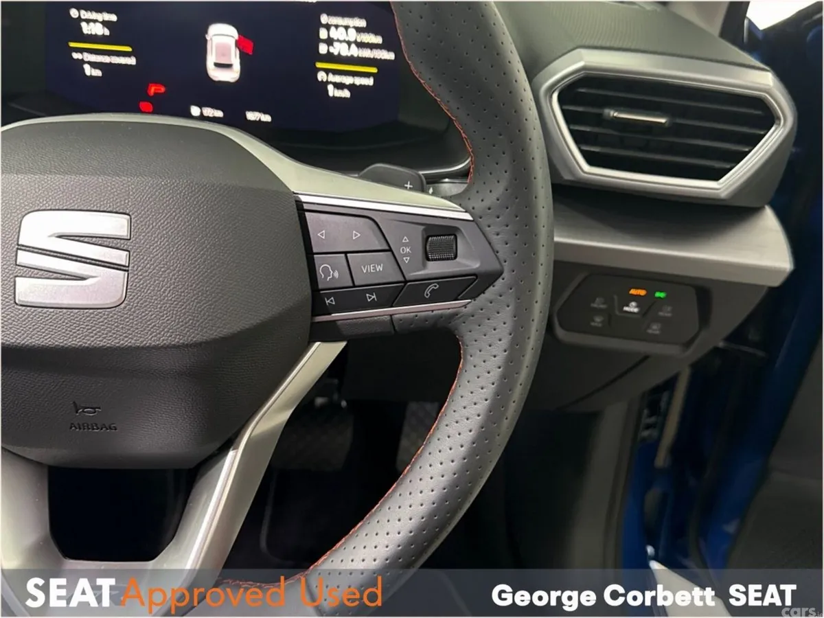 SEAT Leon Hatchback, Petrol Plug-in Hybrid, 2025, Blue