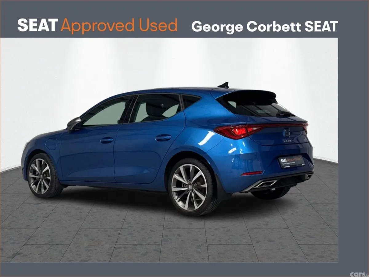 SEAT Leon Hatchback, Petrol Plug-in Hybrid, 2025, Blue