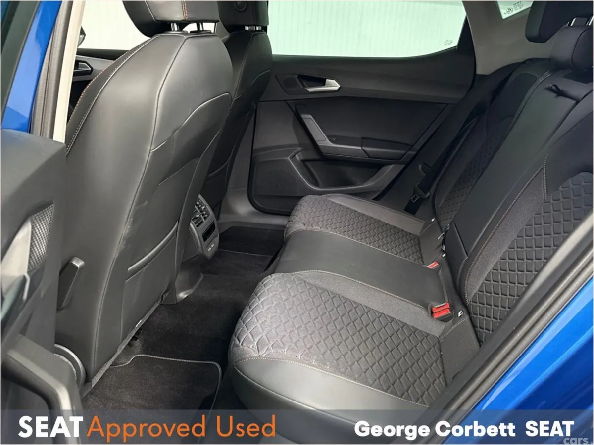 SEAT Leon Hatchback, Petrol Plug-in Hybrid, 2025, Blue