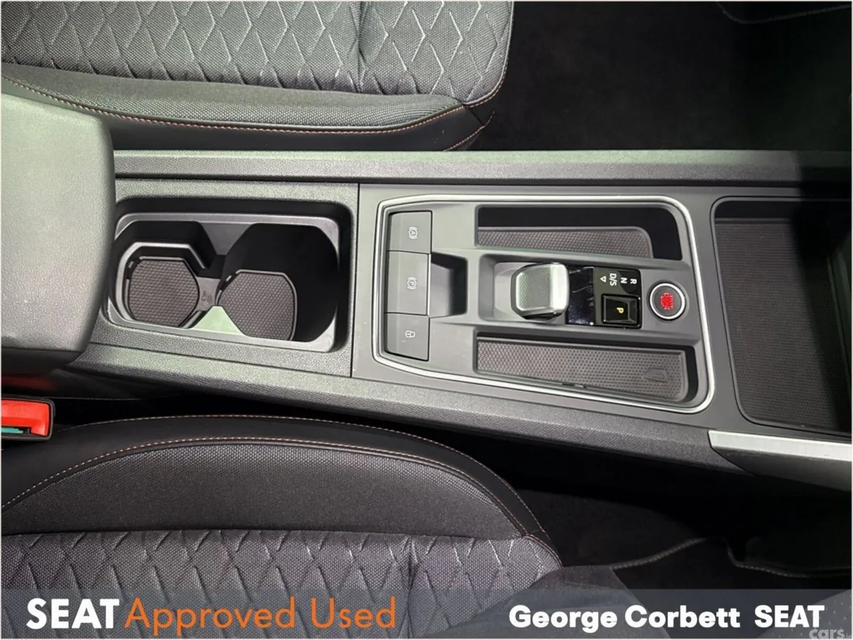 SEAT Leon Hatchback, Petrol Plug-in Hybrid, 2025, Blue
