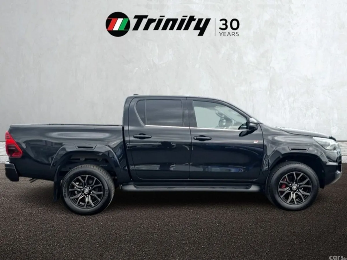 Toyota Hilux Pick Up, Diesel, 2024, Black