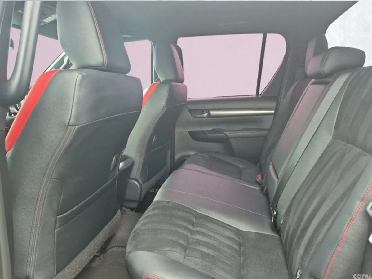 Toyota Hilux Pick Up, Diesel, 2024, Black