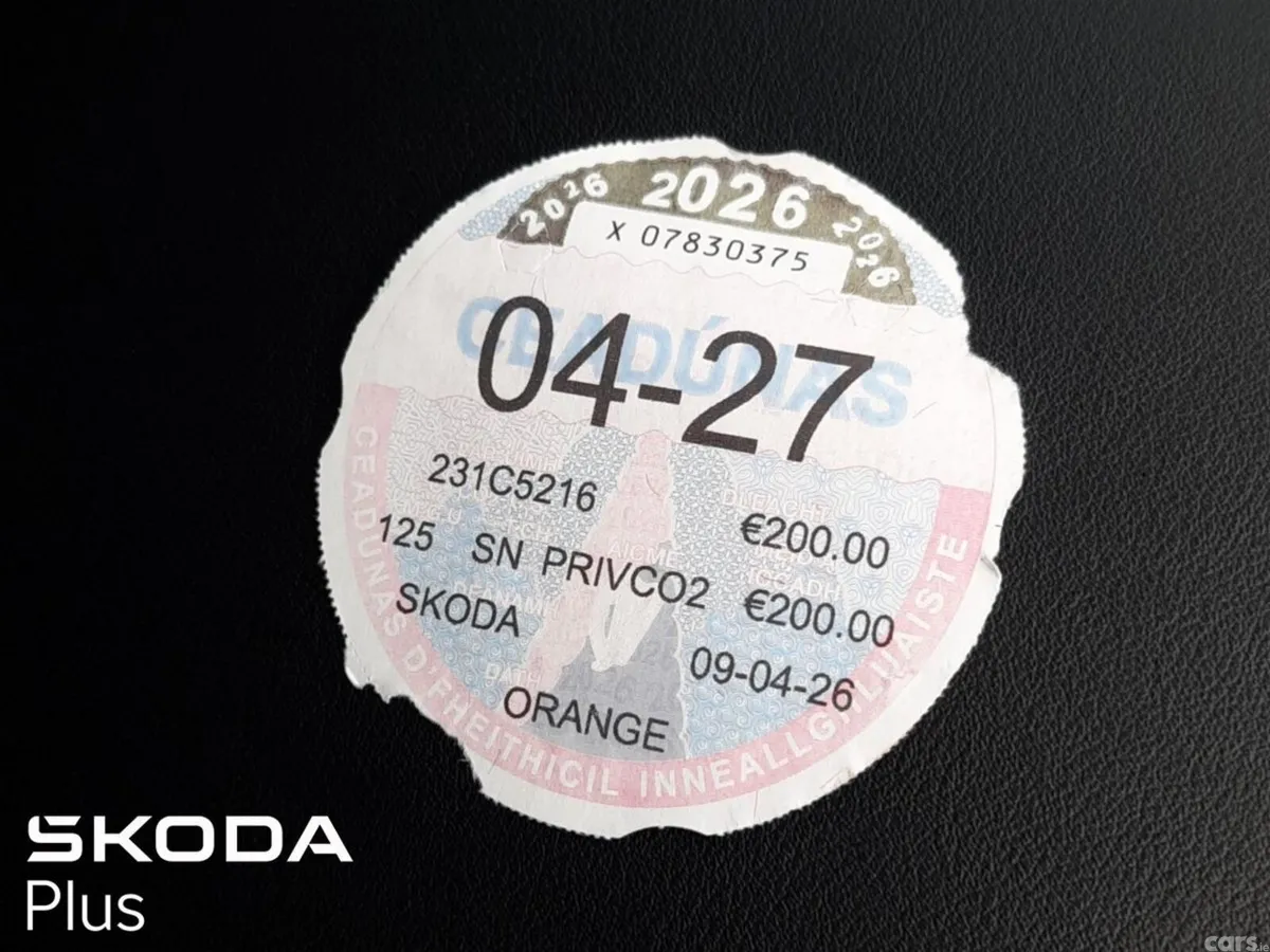 Skoda Karoq SUV, Diesel, 2023, Orange