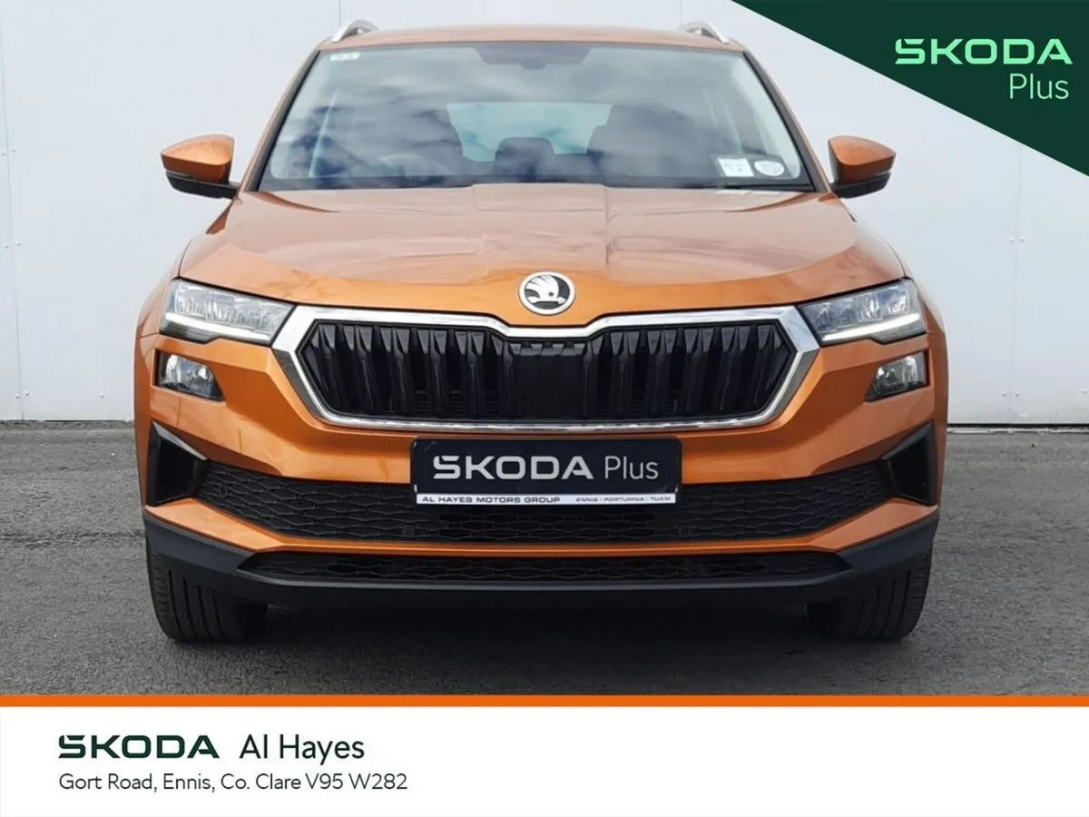 Skoda Karoq SUV, Diesel, 2023, Orange