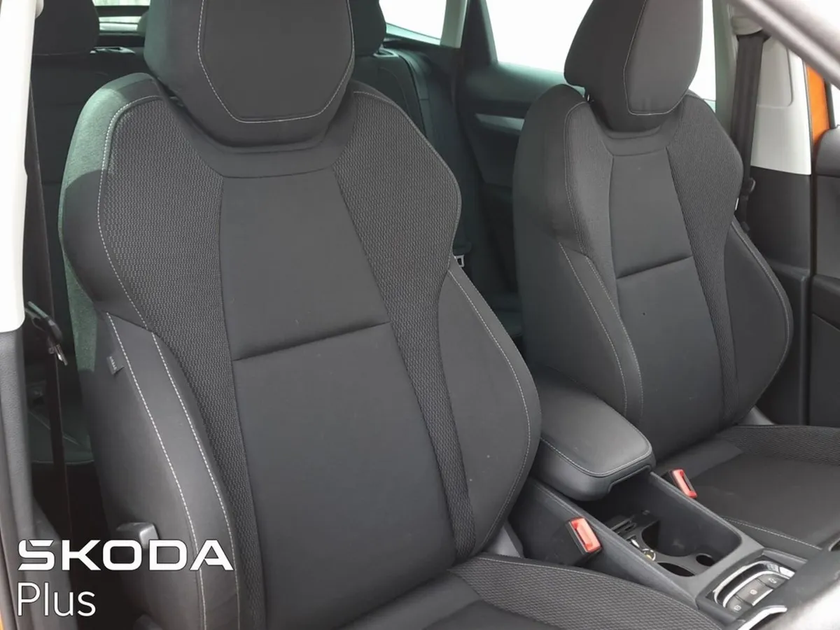 Skoda Karoq SUV, Diesel, 2023, Orange