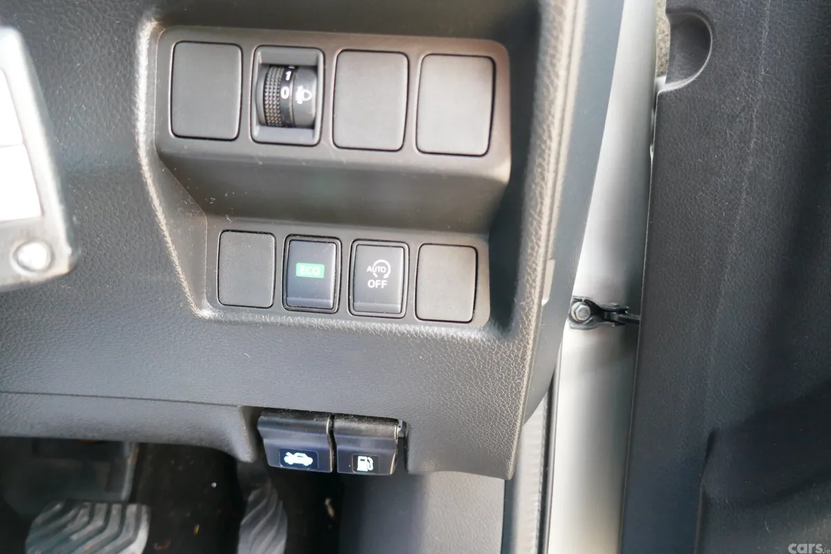Nissan Qashqai MPV, Diesel, 2020, Grey