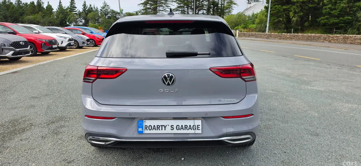 Volkswagen Golf Hatchback, Petrol Hybrid, 2023, Grey
