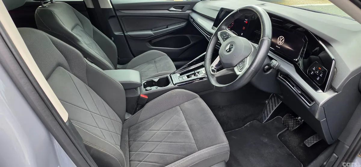 Volkswagen Golf Hatchback, Petrol Hybrid, 2023, Grey