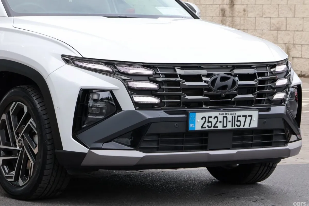 Hyundai Tucson SUV, Petrol Plug-in Hybrid, 2025, White