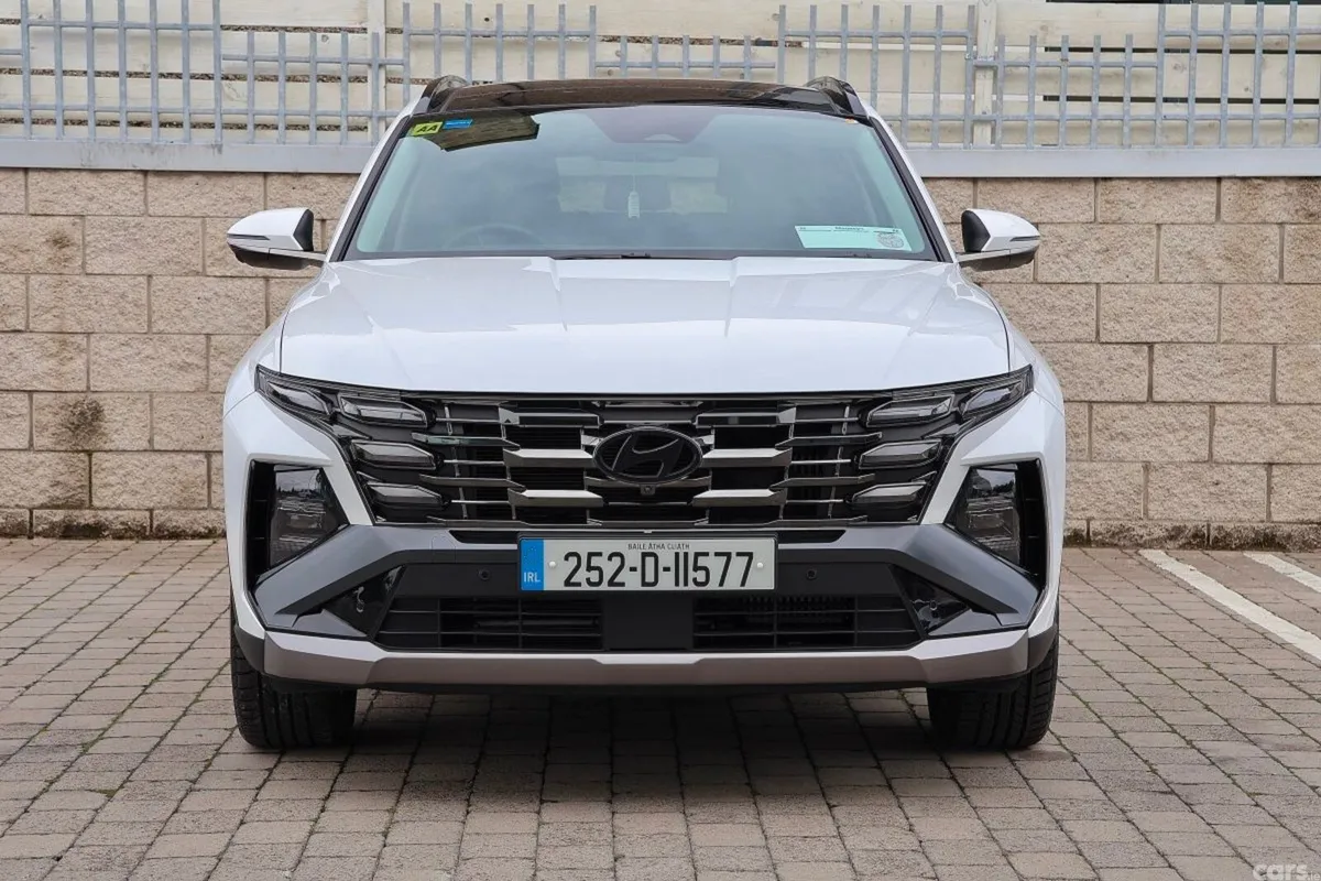 Hyundai Tucson SUV, Petrol Plug-in Hybrid, 2025, White