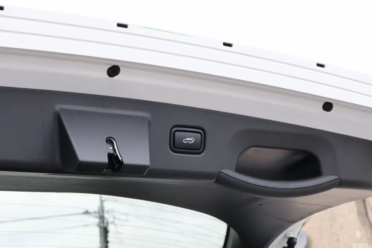 Hyundai Tucson SUV, Petrol Plug-in Hybrid, 2025, White