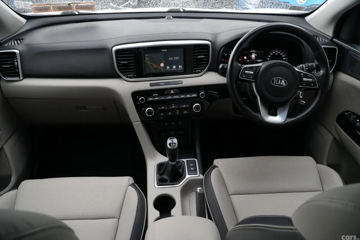 Kia Sportage SUV, Diesel, 2019, White