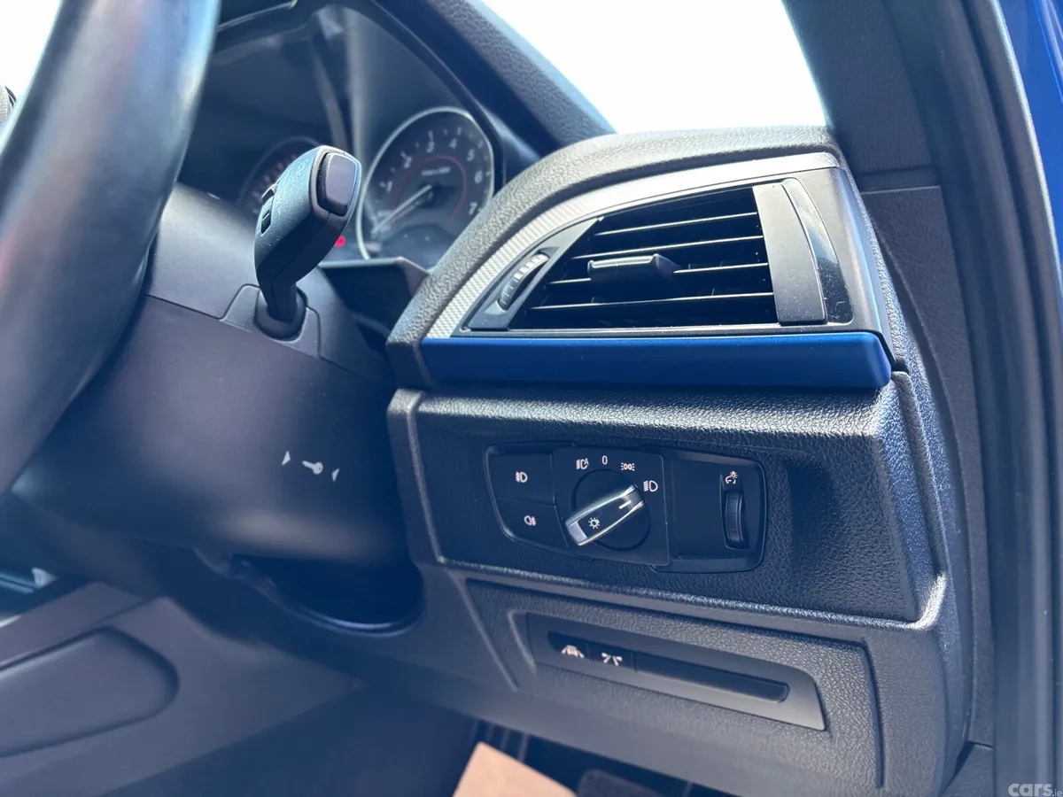BMW 1-Series Hatchback, Petrol, 2015, Blue