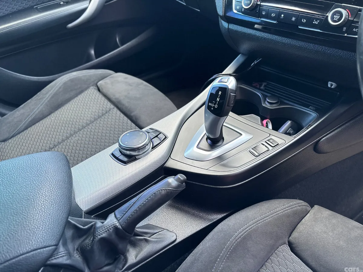 BMW 1-Series Hatchback, Petrol, 2015, Blue