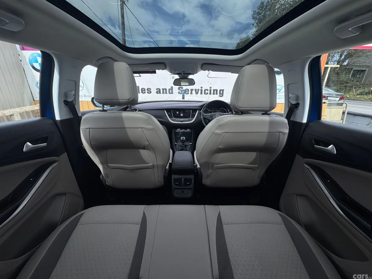 Opel Grandland X SUV, Diesel, 2019, Blue