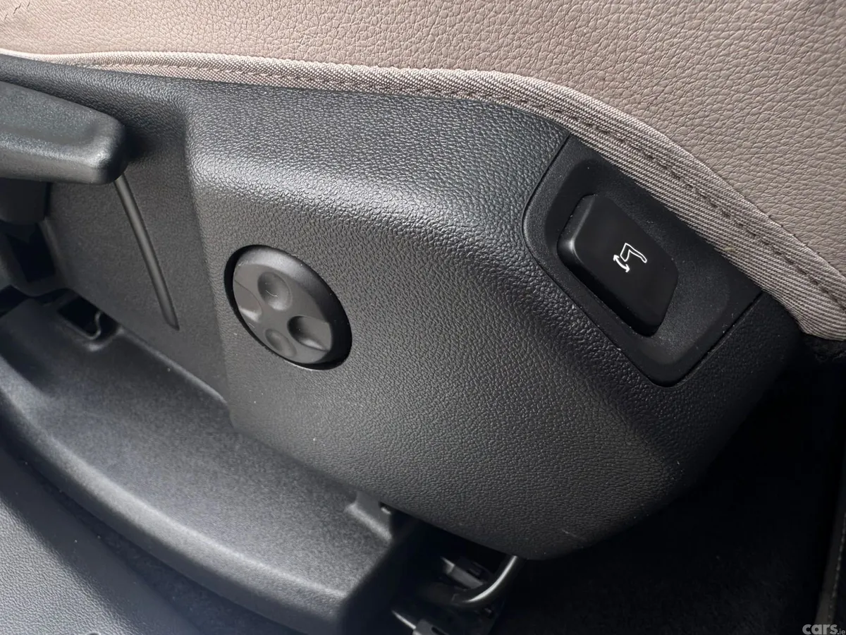 Opel Grandland X SUV, Diesel, 2019, Blue