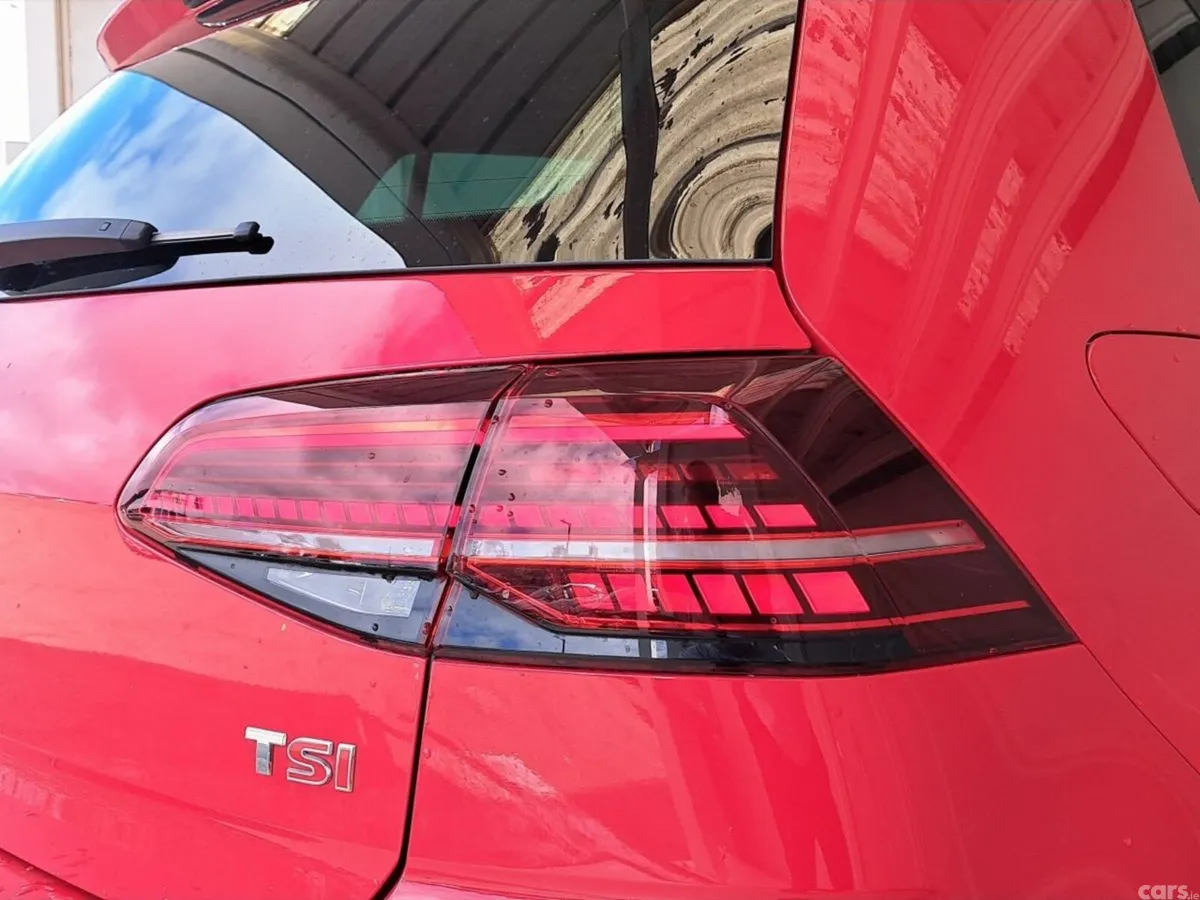 Volkswagen Golf Hatchback, Petrol, 2018, Red
