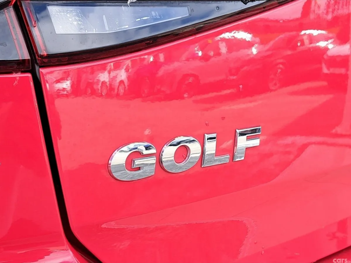 Volkswagen Golf Hatchback, Petrol, 2018, Red