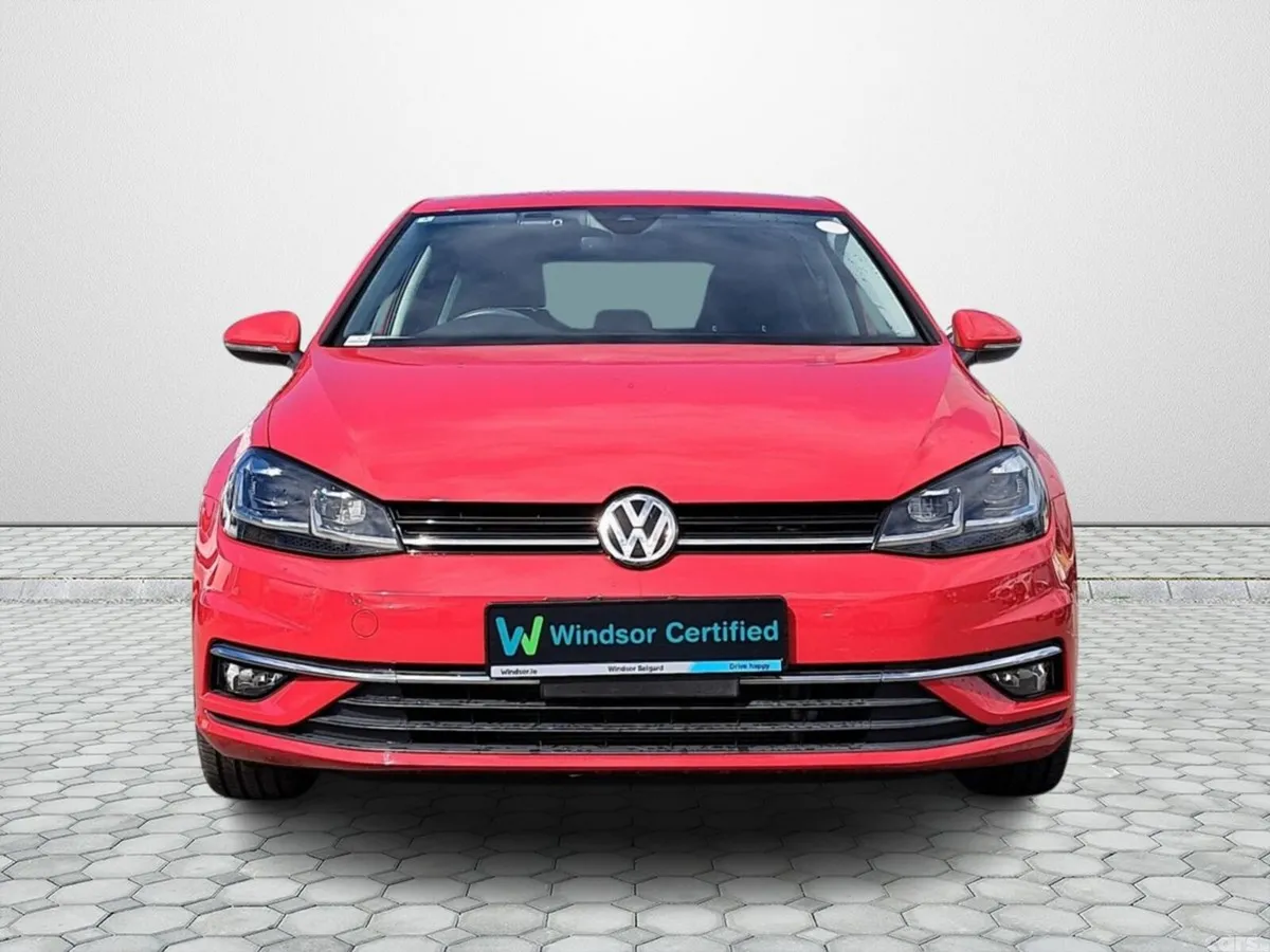 Volkswagen Golf Hatchback, Petrol, 2018, Red