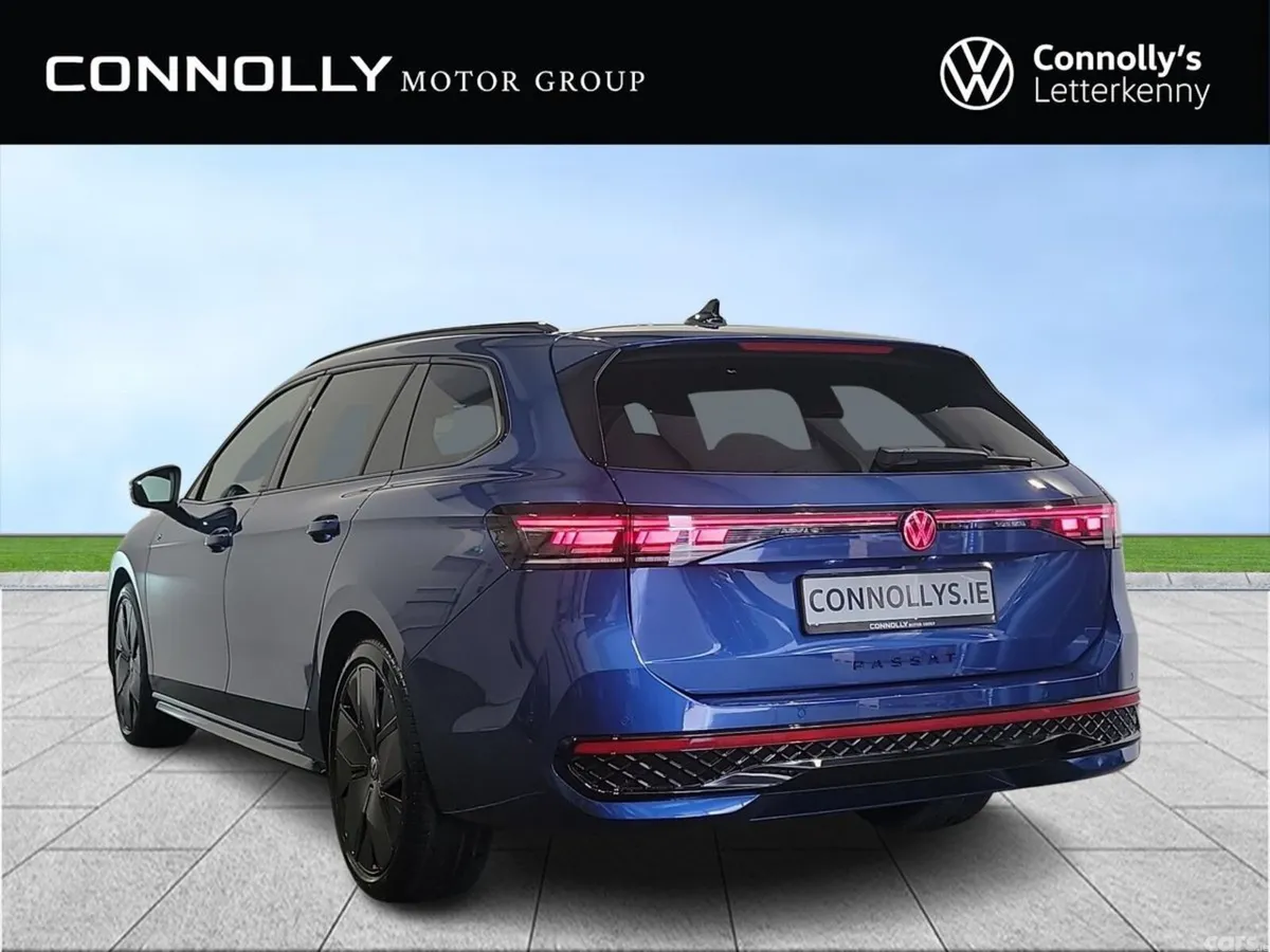 Volkswagen Passat Saloon, Diesel, 2026, Blue