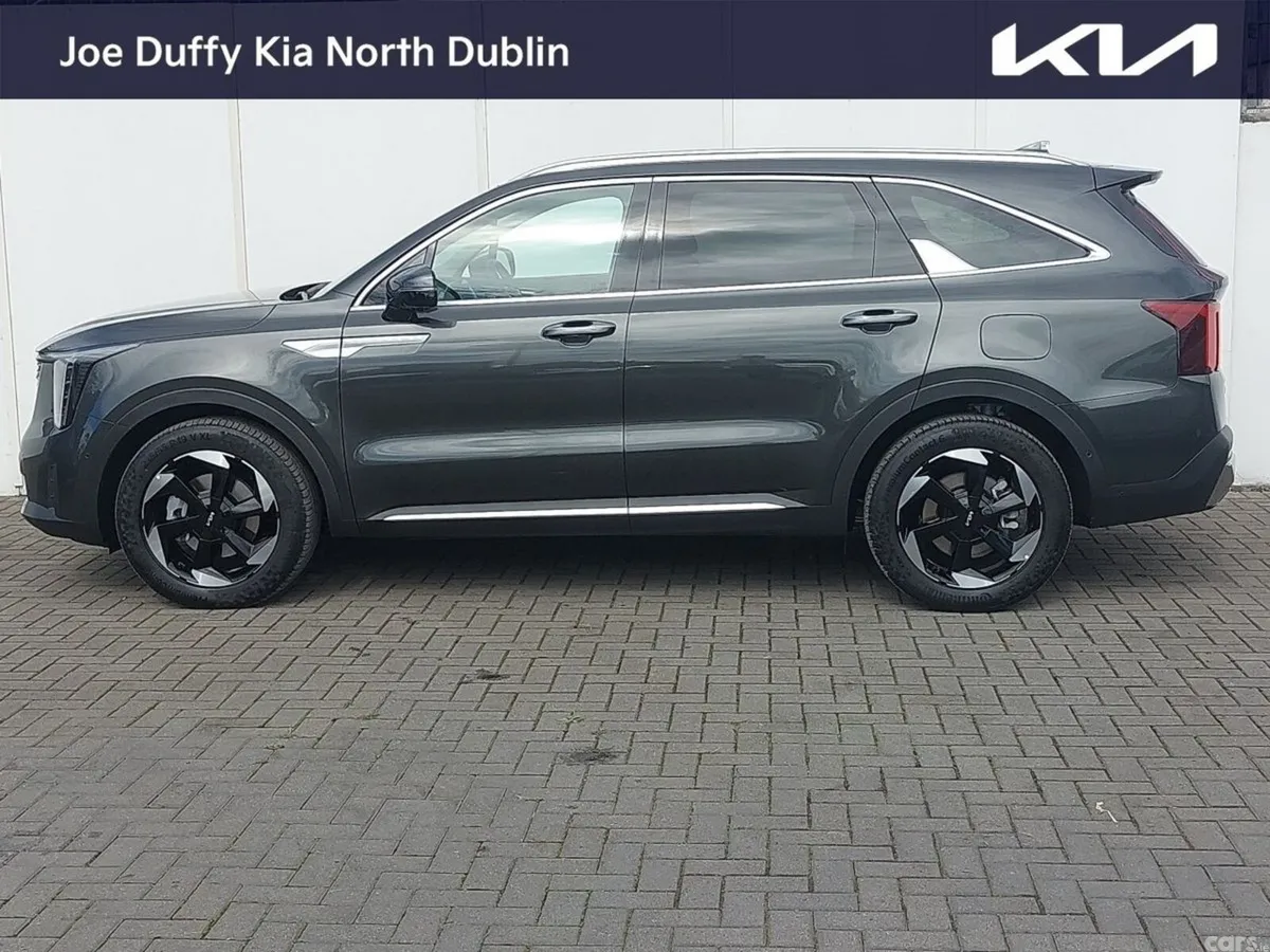 Kia Sorento SUV, Petrol Plug-in Hybrid, 2026, Grey