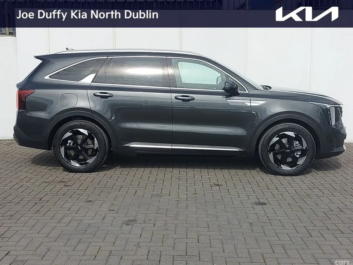 Kia Sorento SUV, Petrol Plug-in Hybrid, 2026, Grey