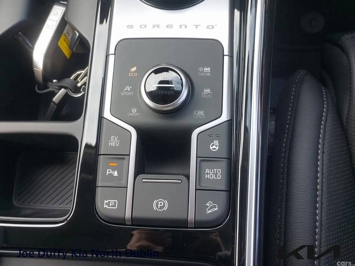 Kia Sorento SUV, Petrol Plug-in Hybrid, 2026, Grey